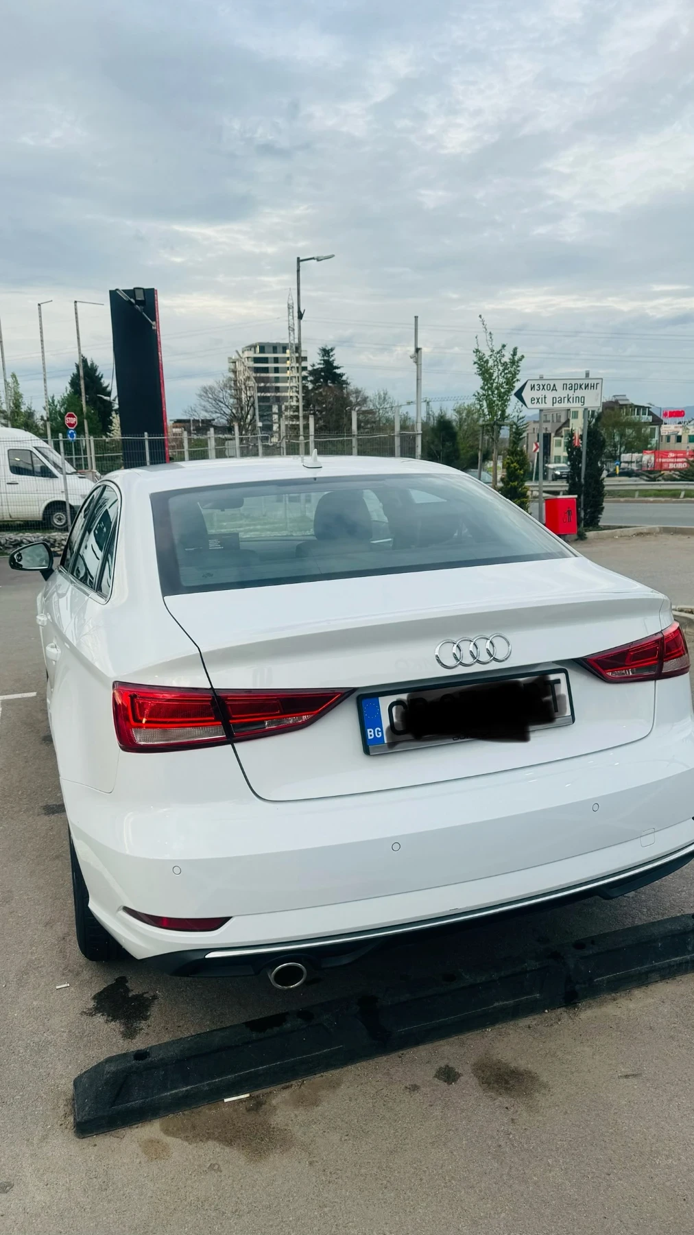 Audi A3 Limo FL Design 1.6 TDI S-tronic - изображение 2