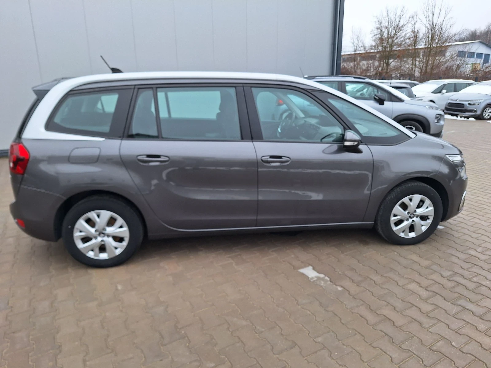 Citroen Grand C4 Picasso 1600кб 120кс 7 места - изображение 4