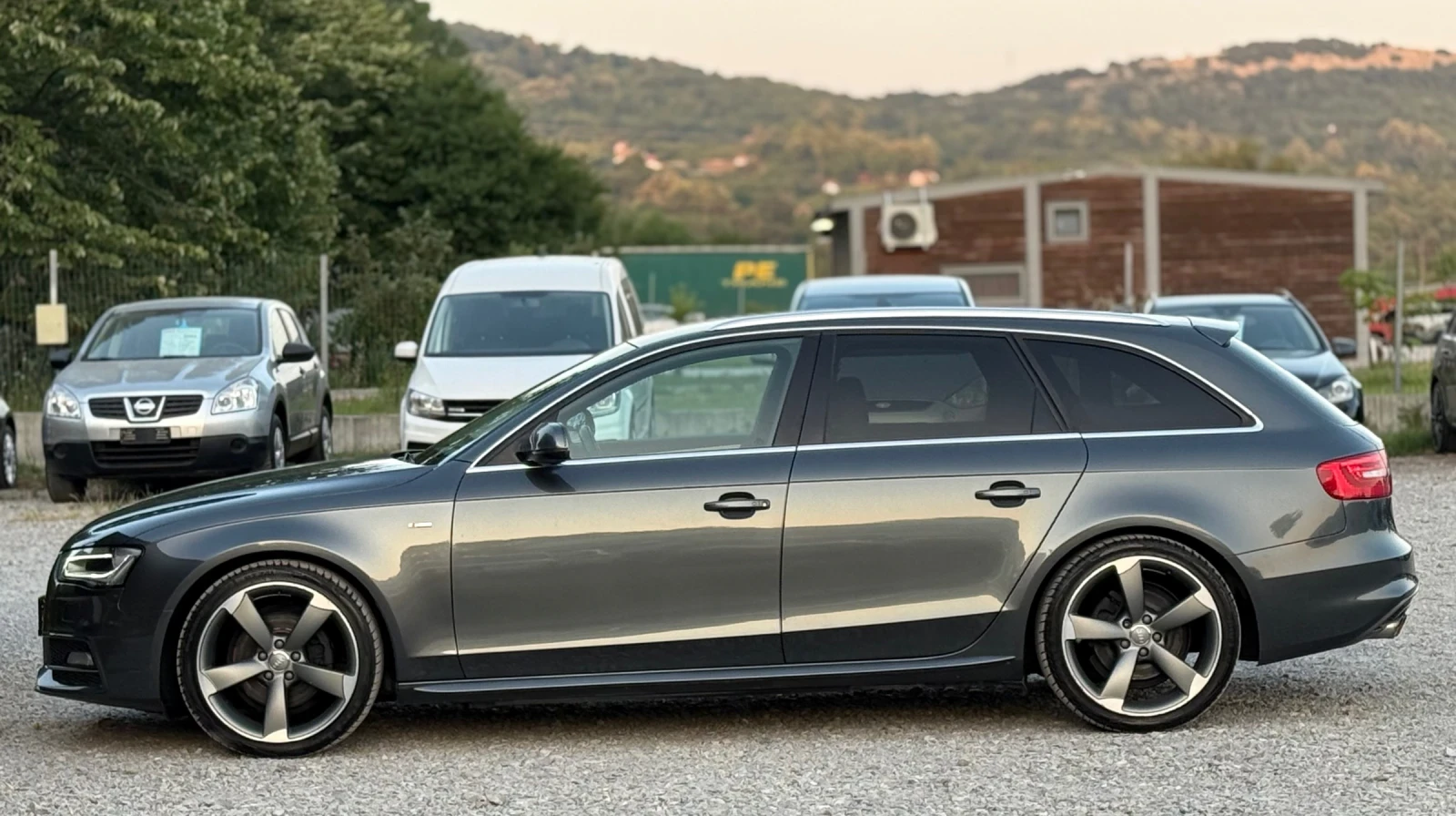 Audi A4 2.0TDi 177к.с * S-Line* * Quattro* * Навигация*  - изображение 7