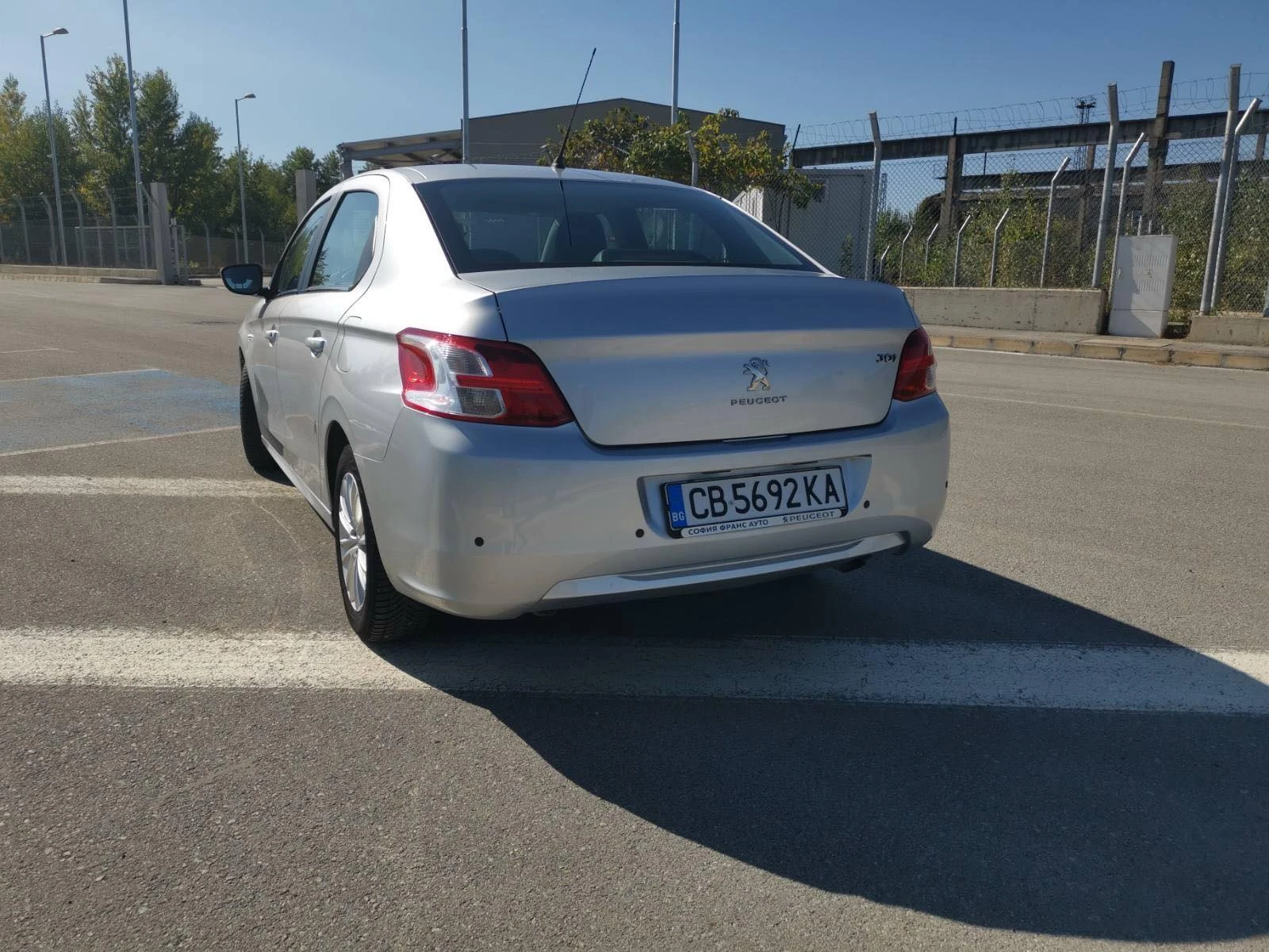 Peugeot 301 Allure - изображение 5