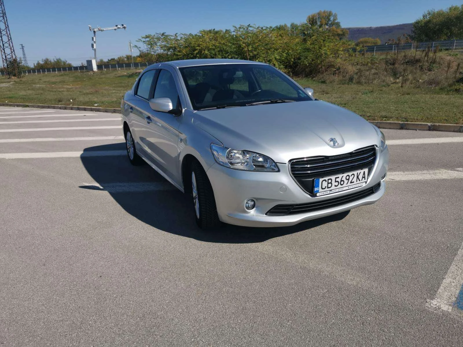 Peugeot 301 Allure - изображение 10