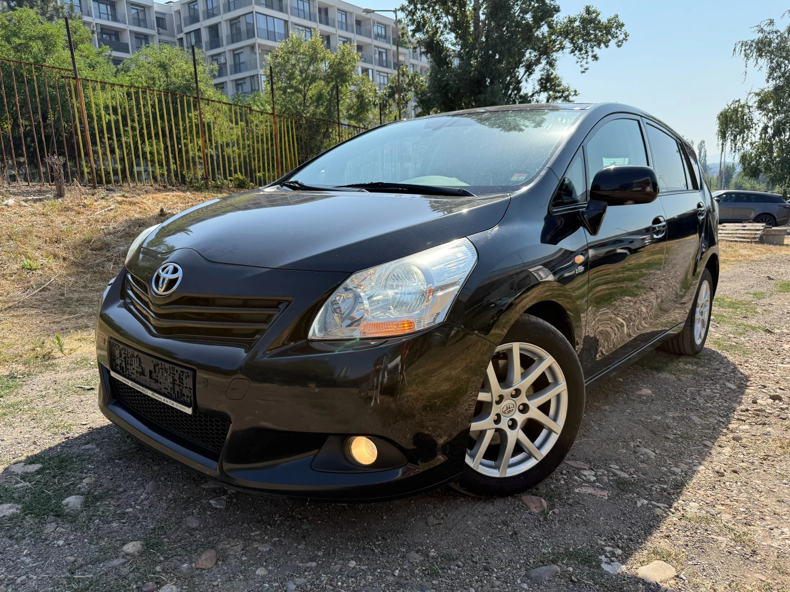 Toyota Verso EXECUTIVE     7-  | Mobile.bg   1