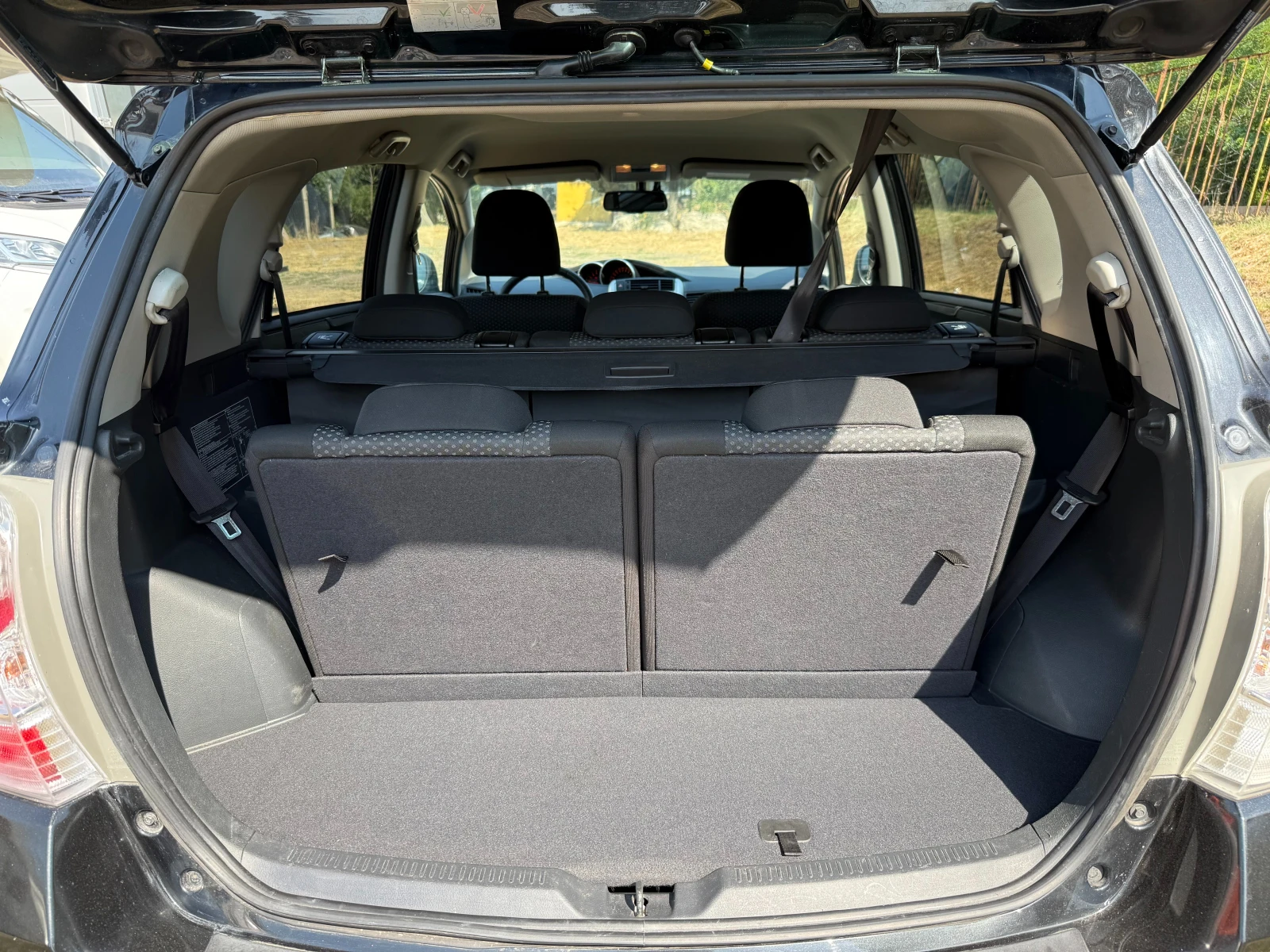 Toyota Verso EXECUTIVE     7-  | Mobile.bg   15