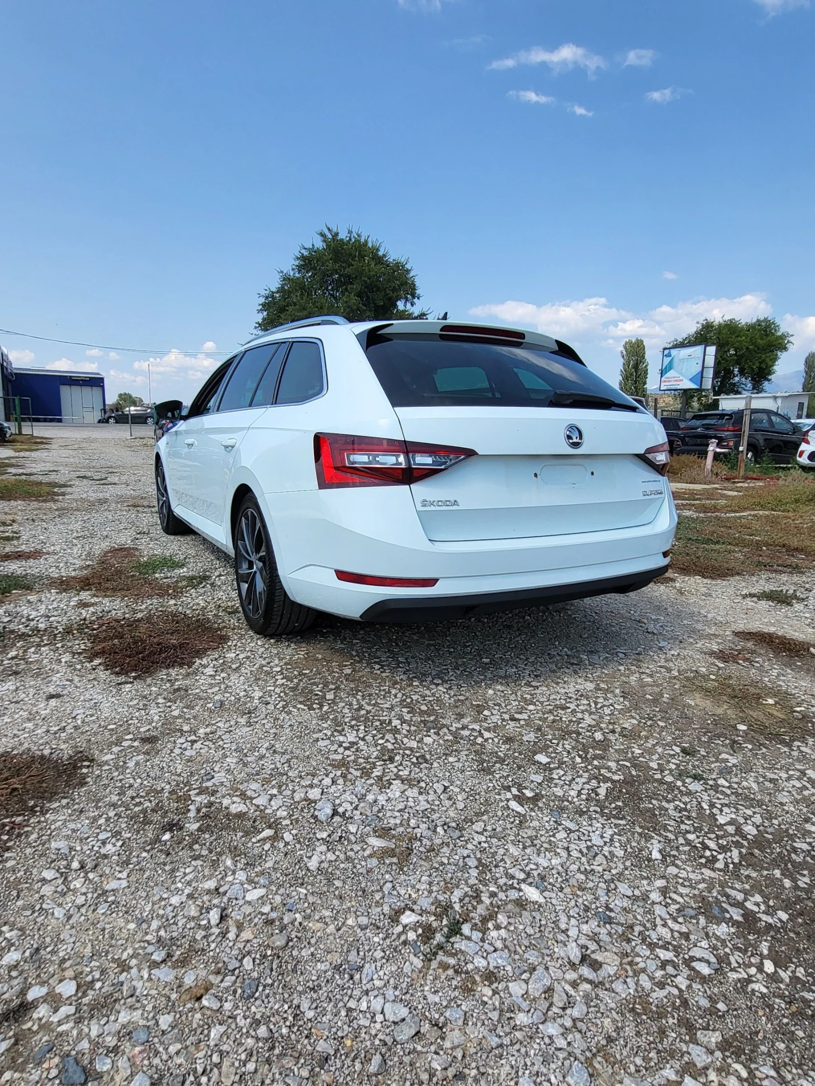 Skoda Superb Laurin & Klement - изображение 3