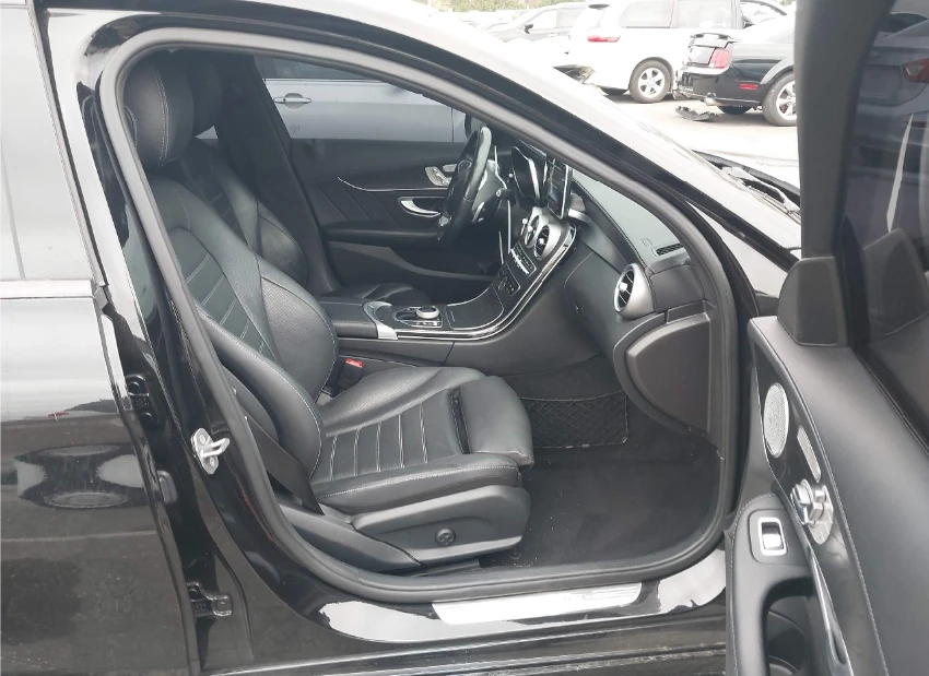 Mercedes-Benz C 43 AMG 4MATIC Night-Pack* BURMESTER* 360* Дисторник* Пано - изображение 7
