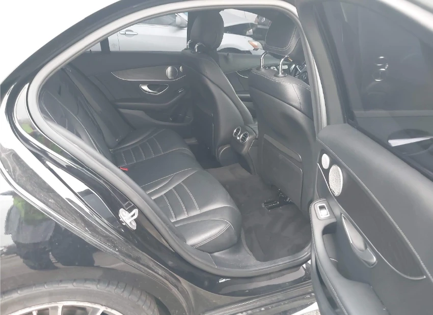 Mercedes-Benz C 43 AMG 4MATIC Night-Pack* BURMESTER* 360* Дисторник* Пано - изображение 9