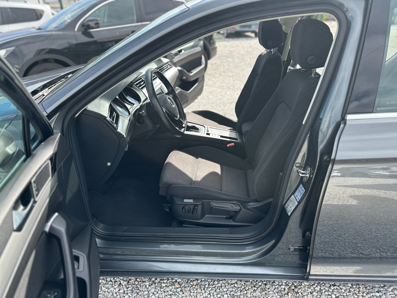 VW Passat B8* 2.0TDI* NAVI* DSG | Mobile.bg — изображение 13