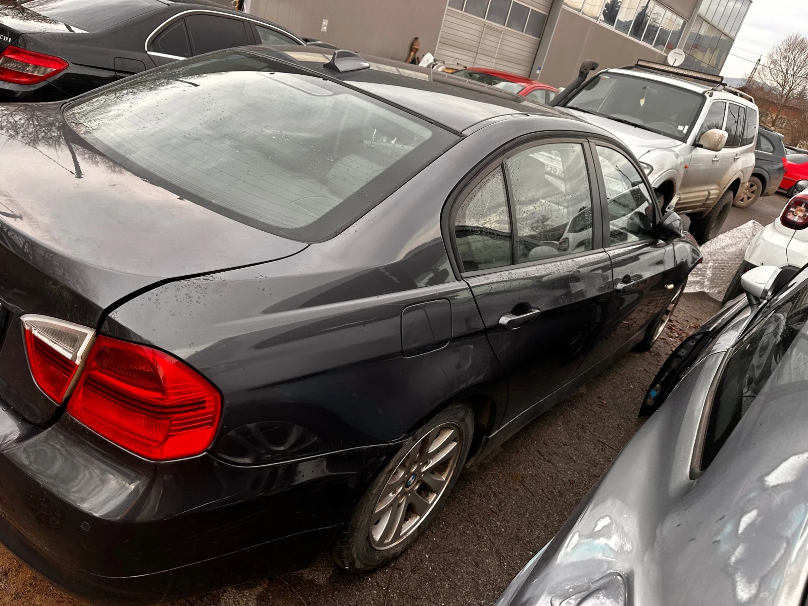 BMW 320  - изображение 4