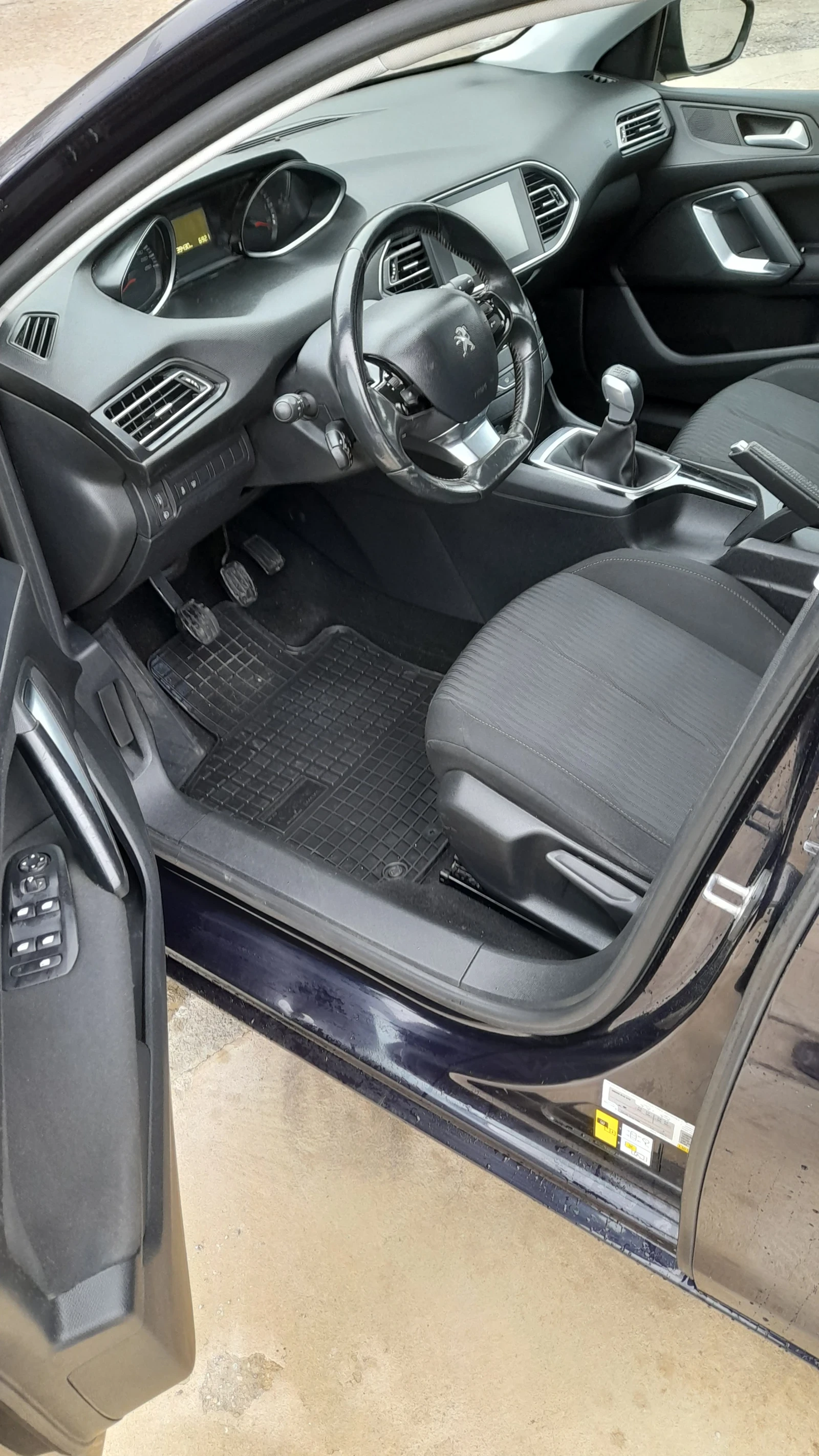 Peugeot 308 1.6HDI.evro6.99kc. | Mobile.bg � ����������� 11