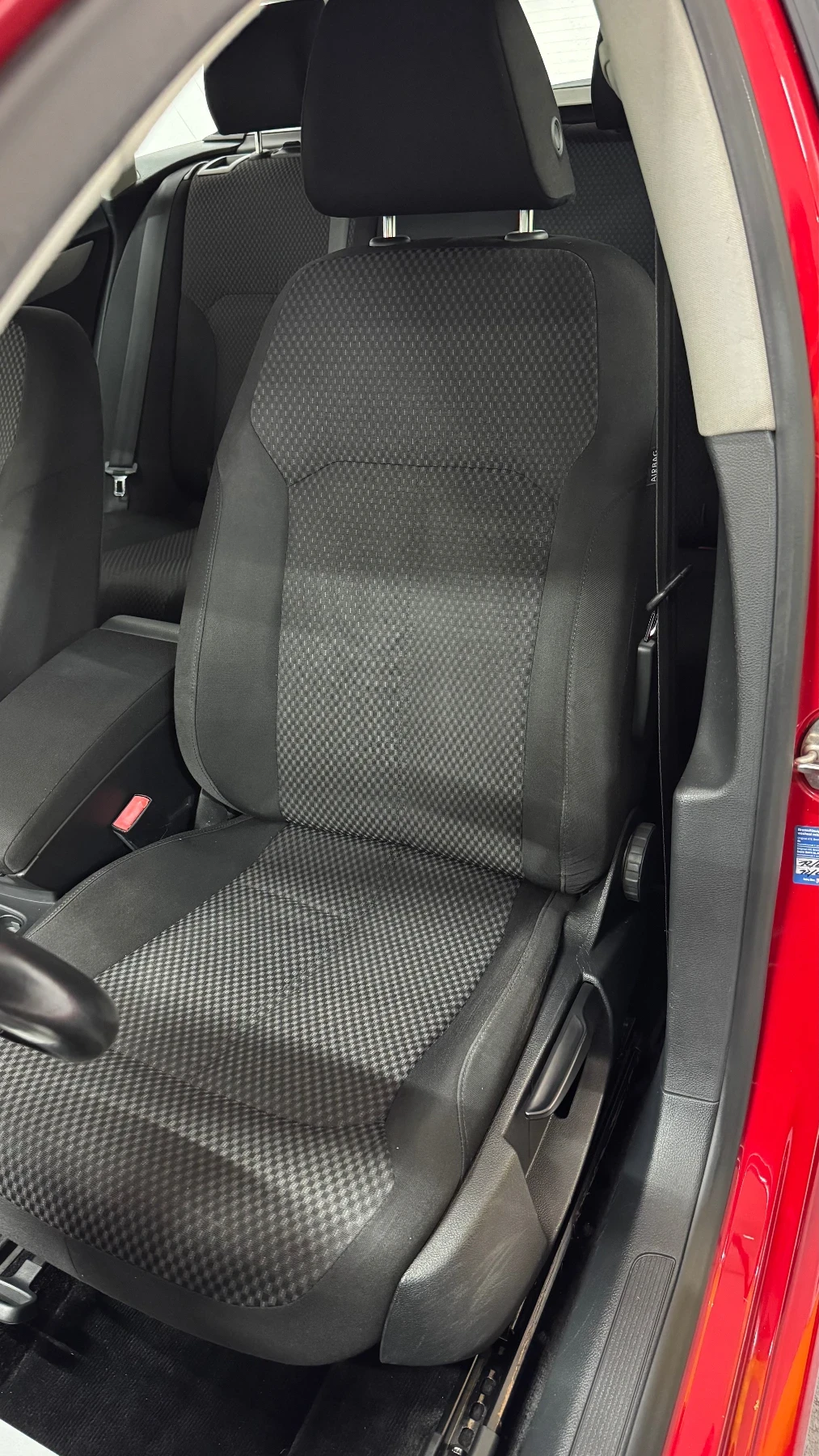 VW Passat 2.0 TDI Trendline BlueMotion, снимка 12 - Автомобили и джипове - 53603454