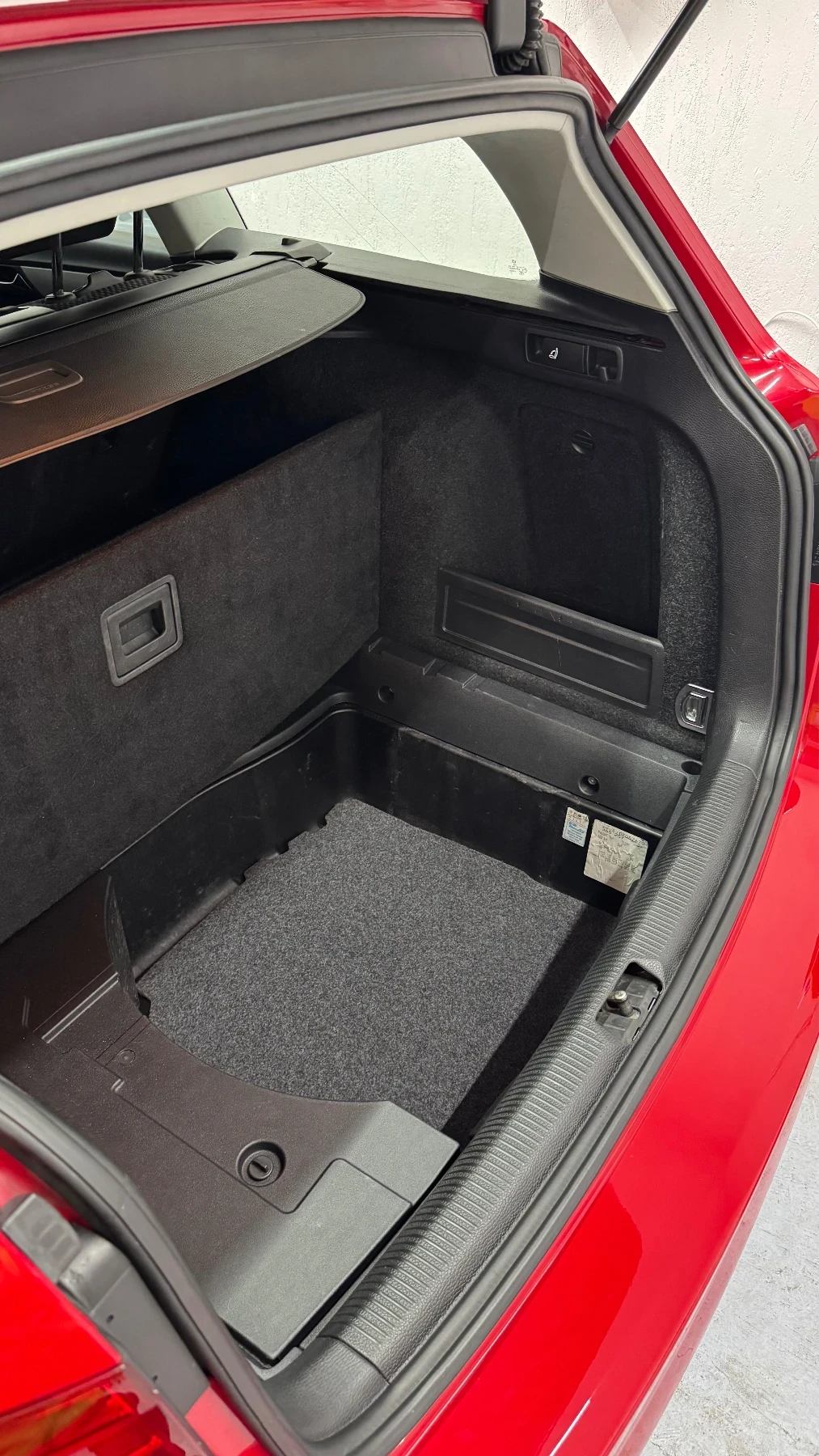 VW Passat 2.0 TDI Trendline BlueMotion, снимка 16 - Автомобили и джипове - 53603454