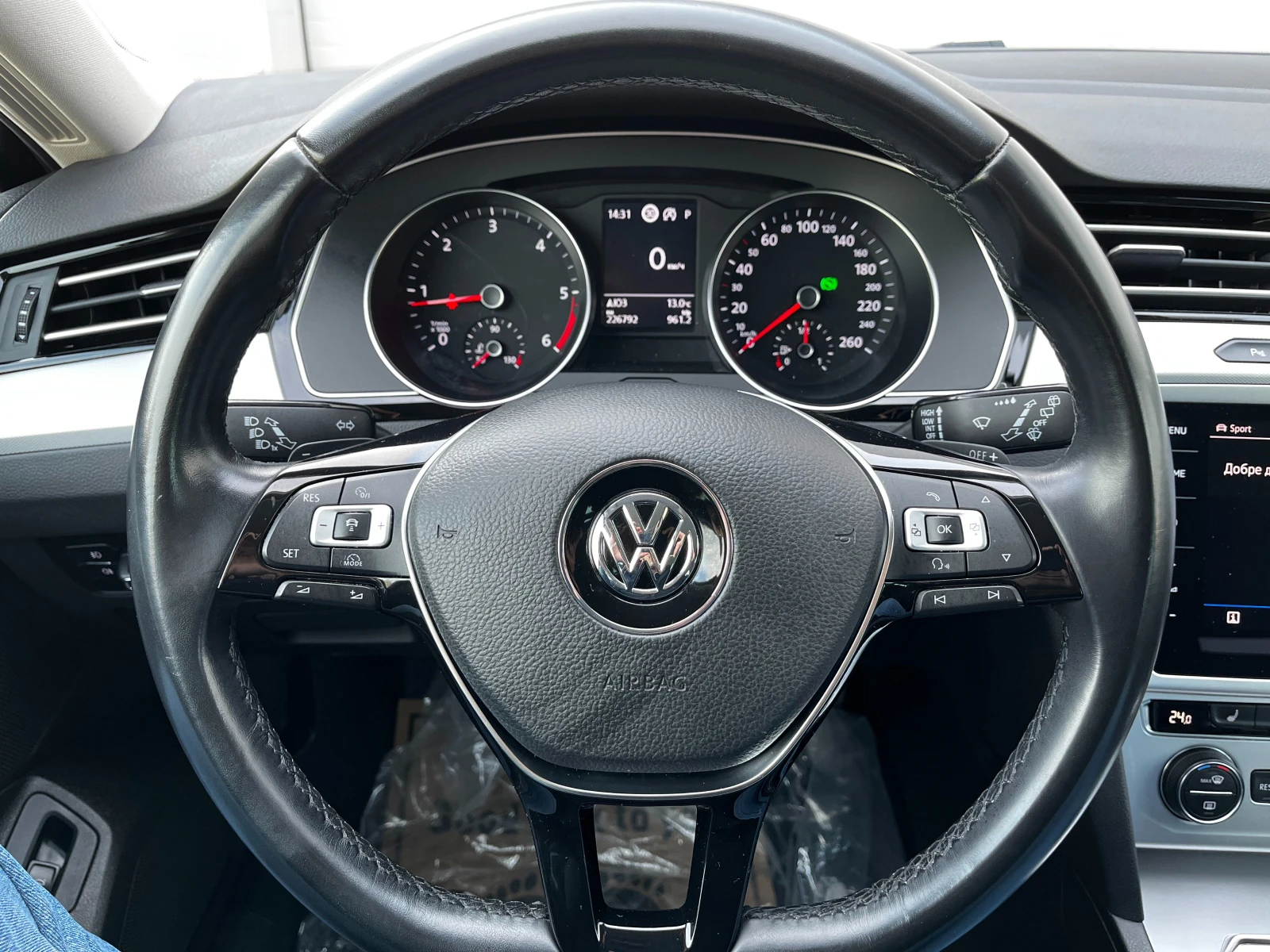 VW Passat TDI 190�.�. 4-MOTION, R-LINE, 8 ������ � ���� | Mobile.bg � ����������� 12