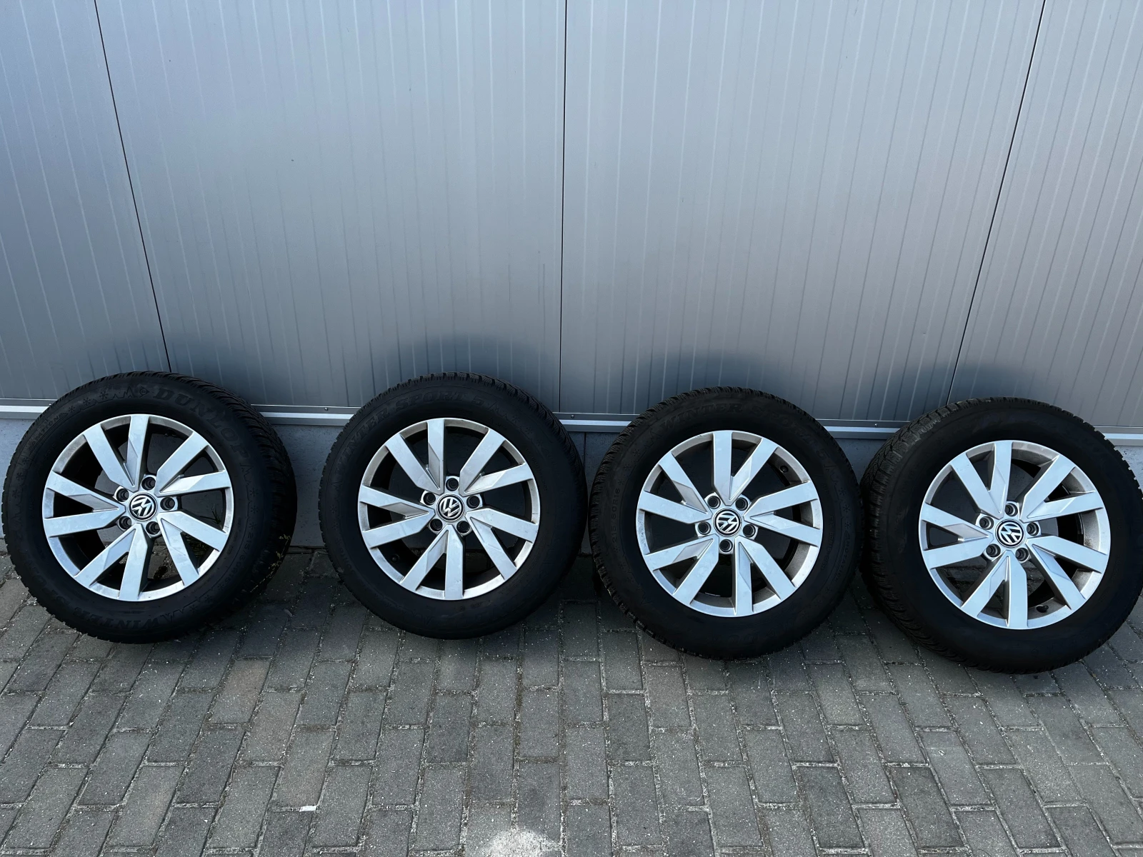 VW Passat TDI 190�.�. 4-MOTION, R-LINE, 8 ������ � ���� | Mobile.bg � ����������� 9