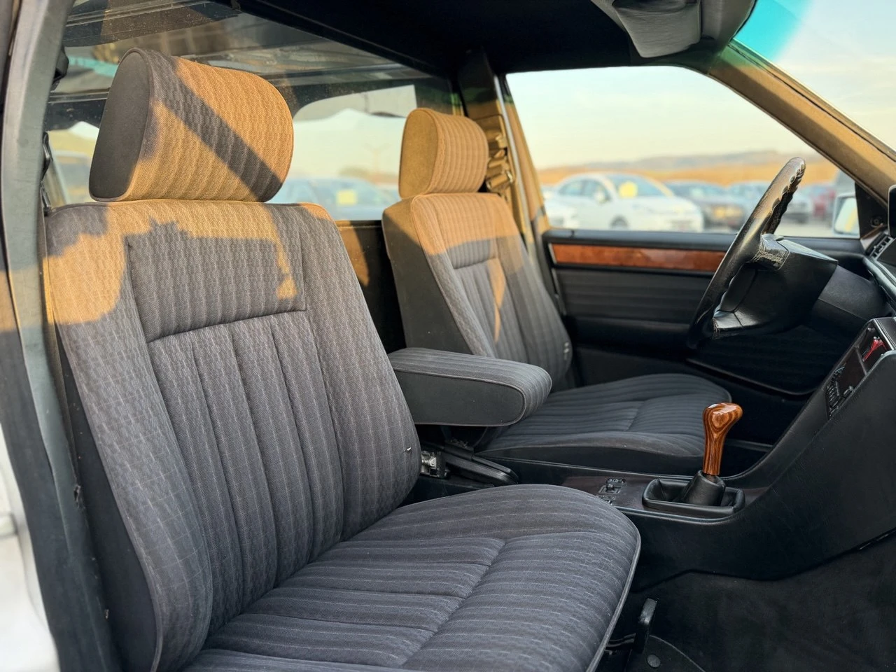 Mercedes-Benz 124 2.5TD 91 000km  | Mobile.bg � ����������� 13