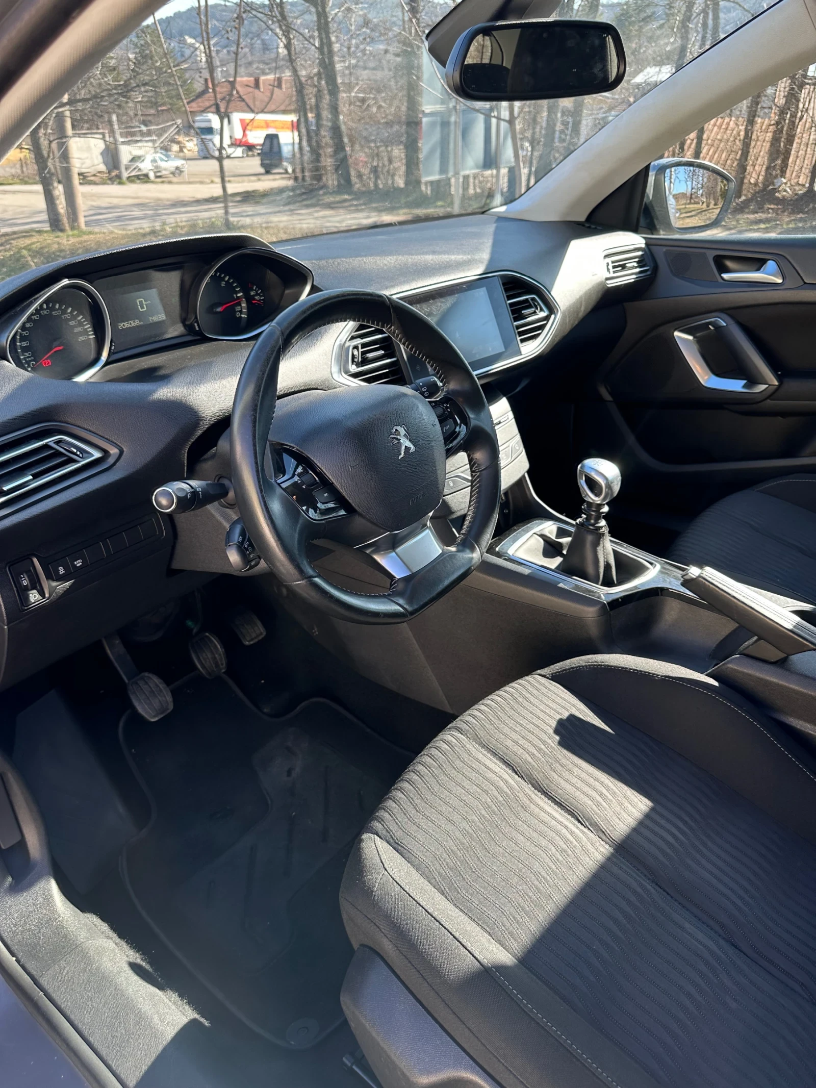 Peugeot 308 1.6 HDI 116к.с. 6ск., снимка 9 - Автомобили и джипове - 53954473