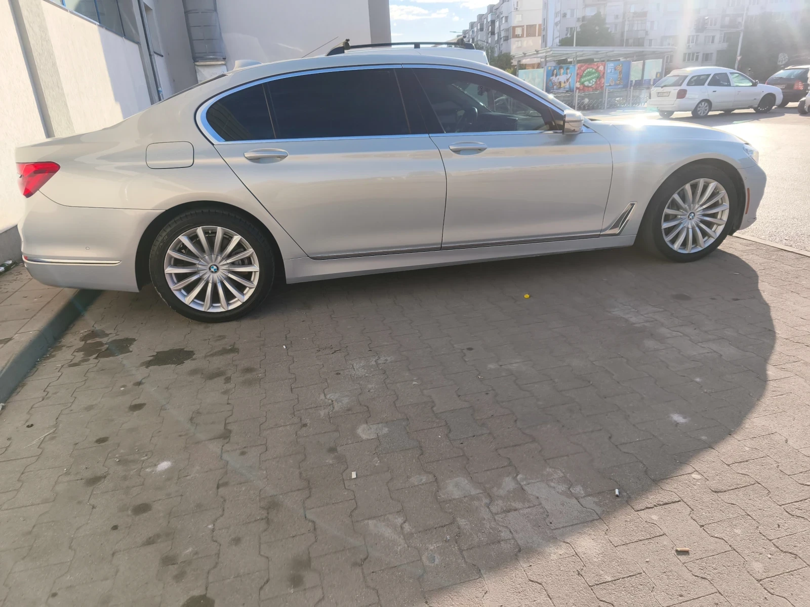 BMW 740 Б58, снимка 5 - Автомобили и джипове - 54597384