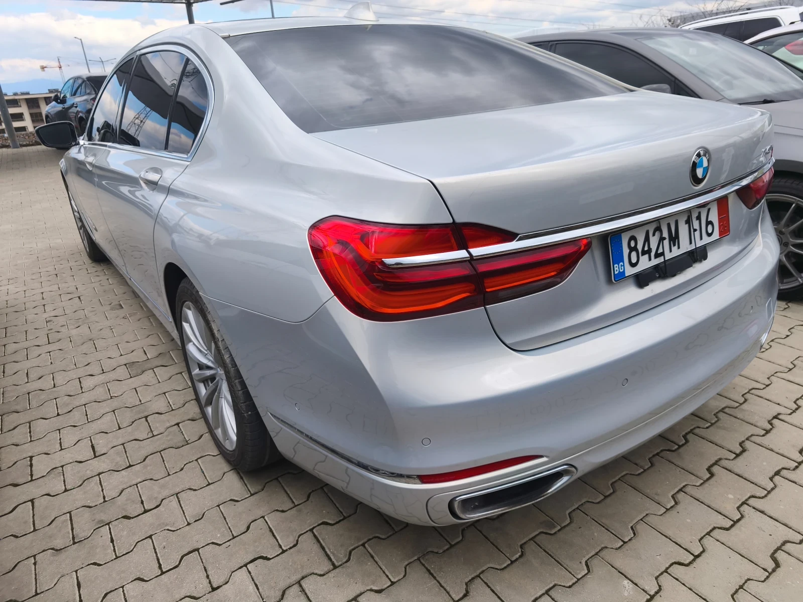 BMW 740 Б58, снимка 3 - Автомобили и джипове - 54597384
