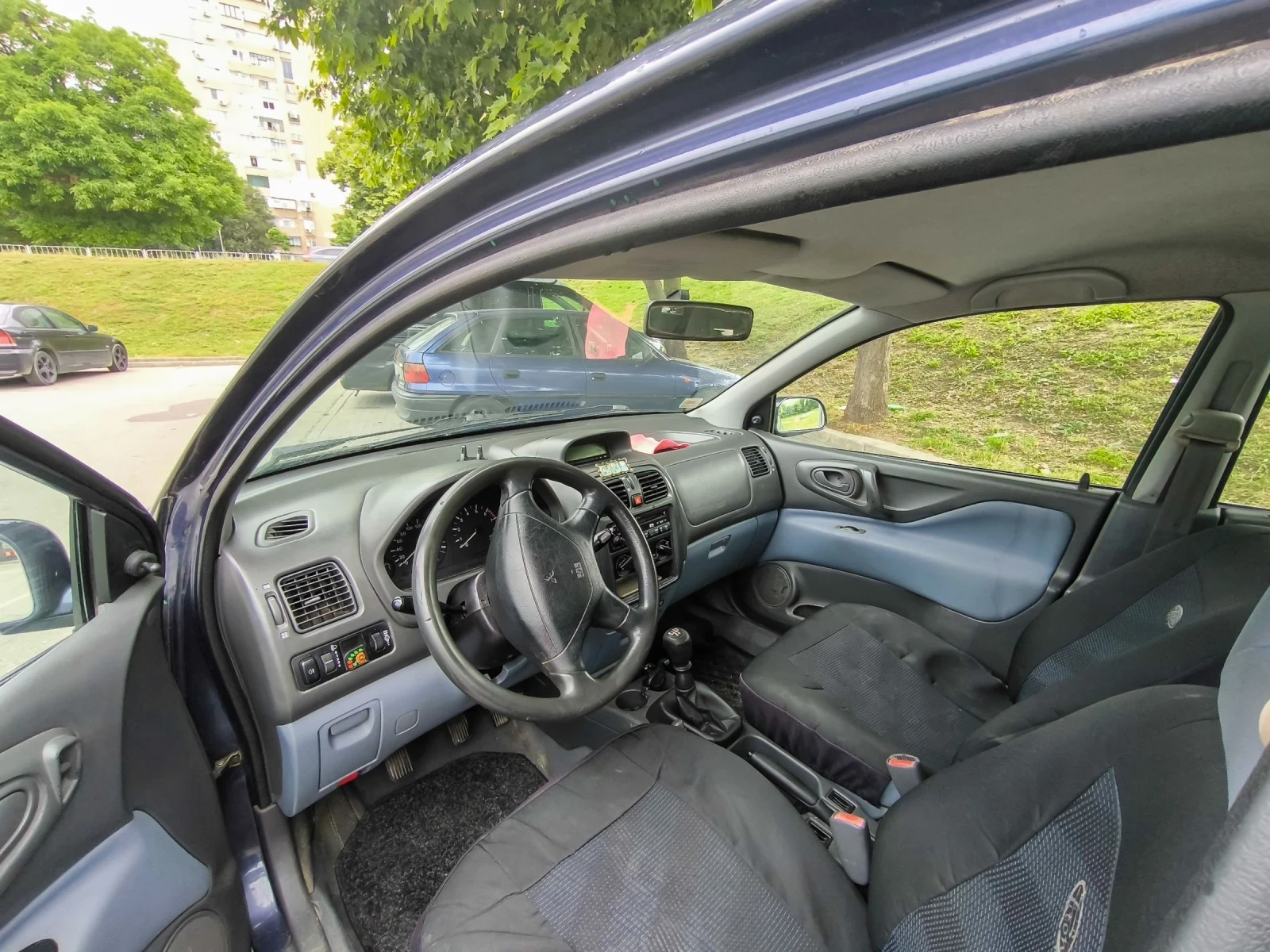 Mitsubishi Space star 1.3i, снимка 9 - Автомобили и джипове - 54885651