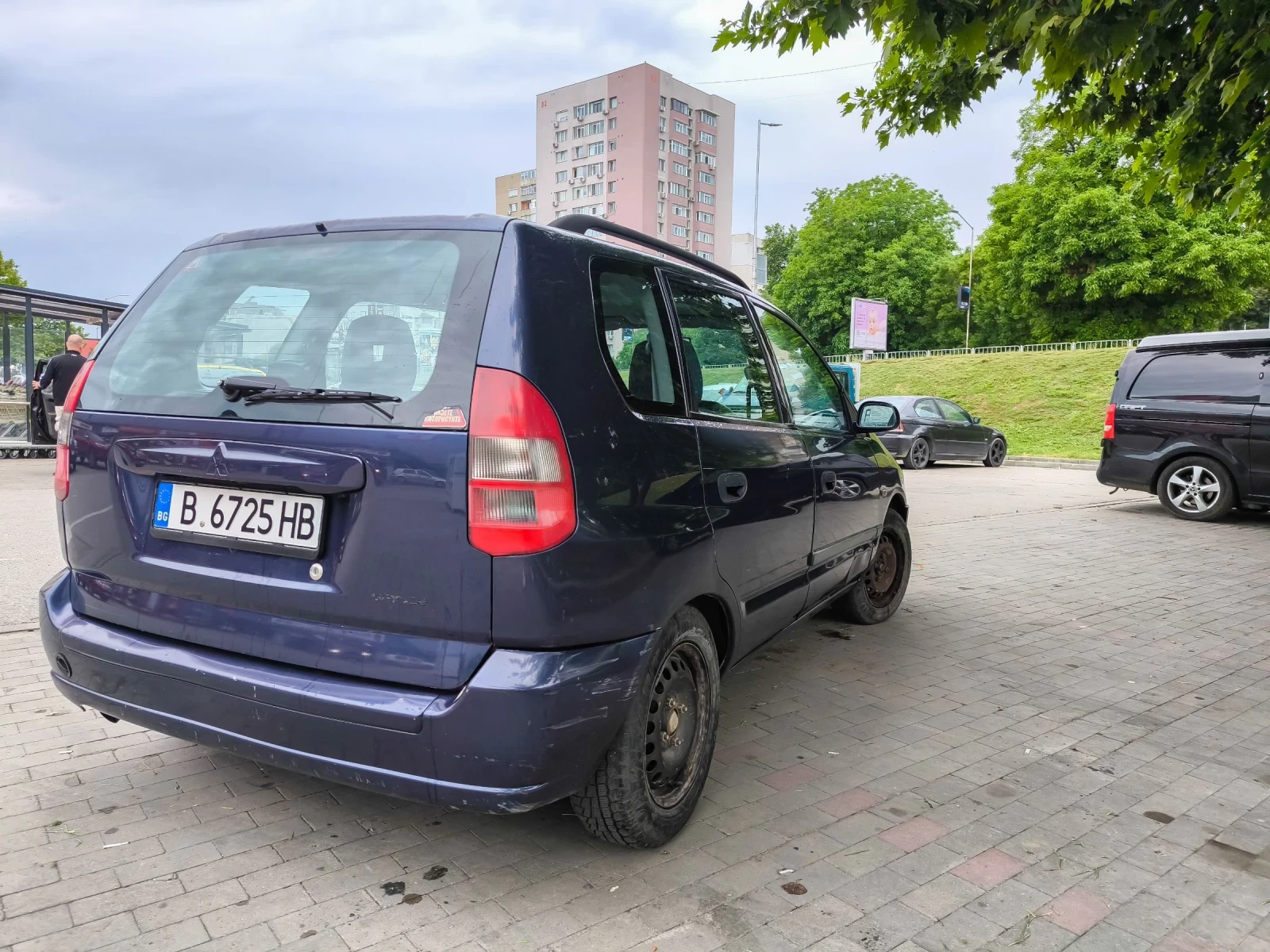 Mitsubishi Space star 1.3i, снимка 5 - Автомобили и джипове - 54885651