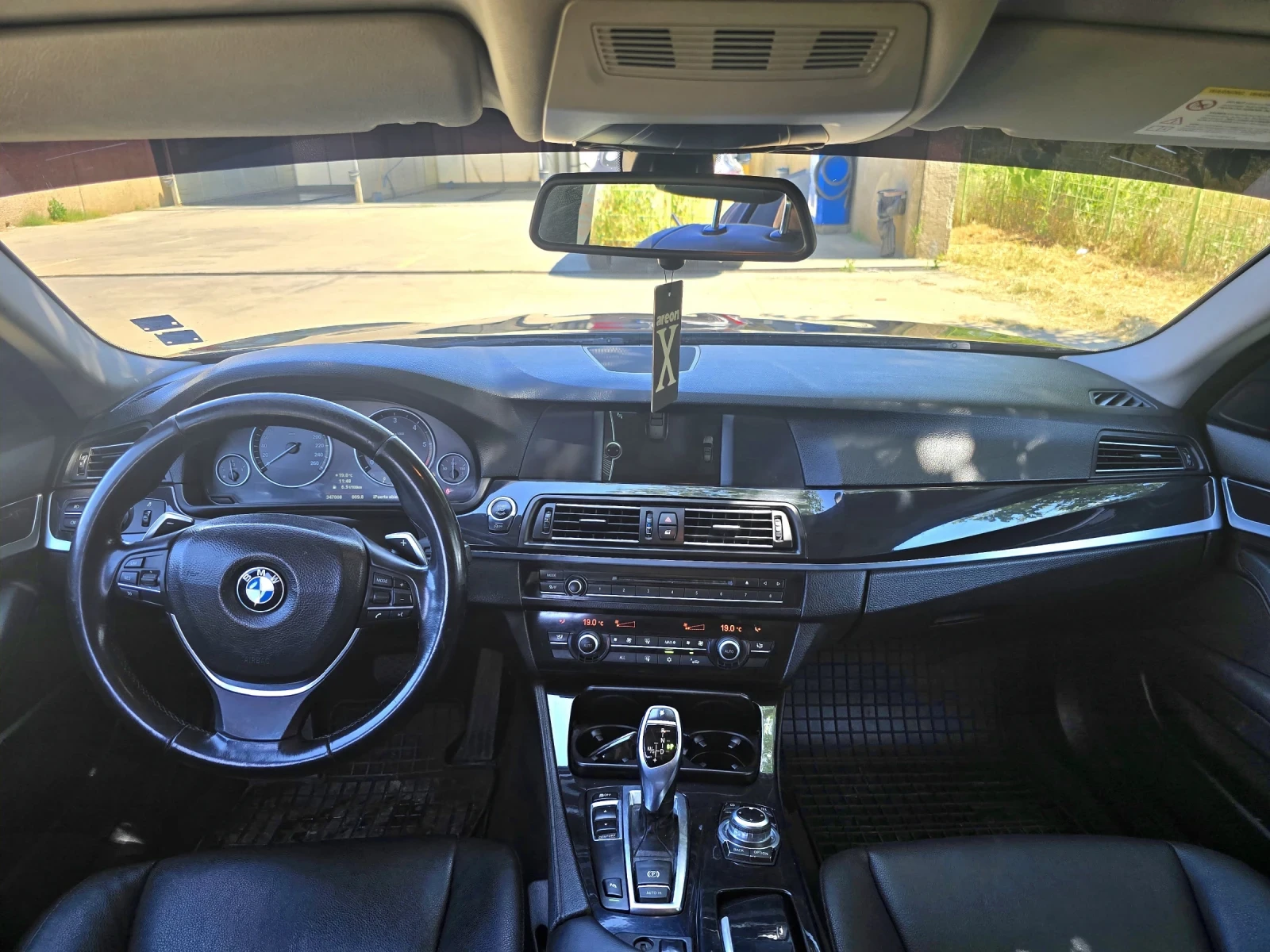 BMW 520, снимка 9 - Автомобили и джипове - 54990670