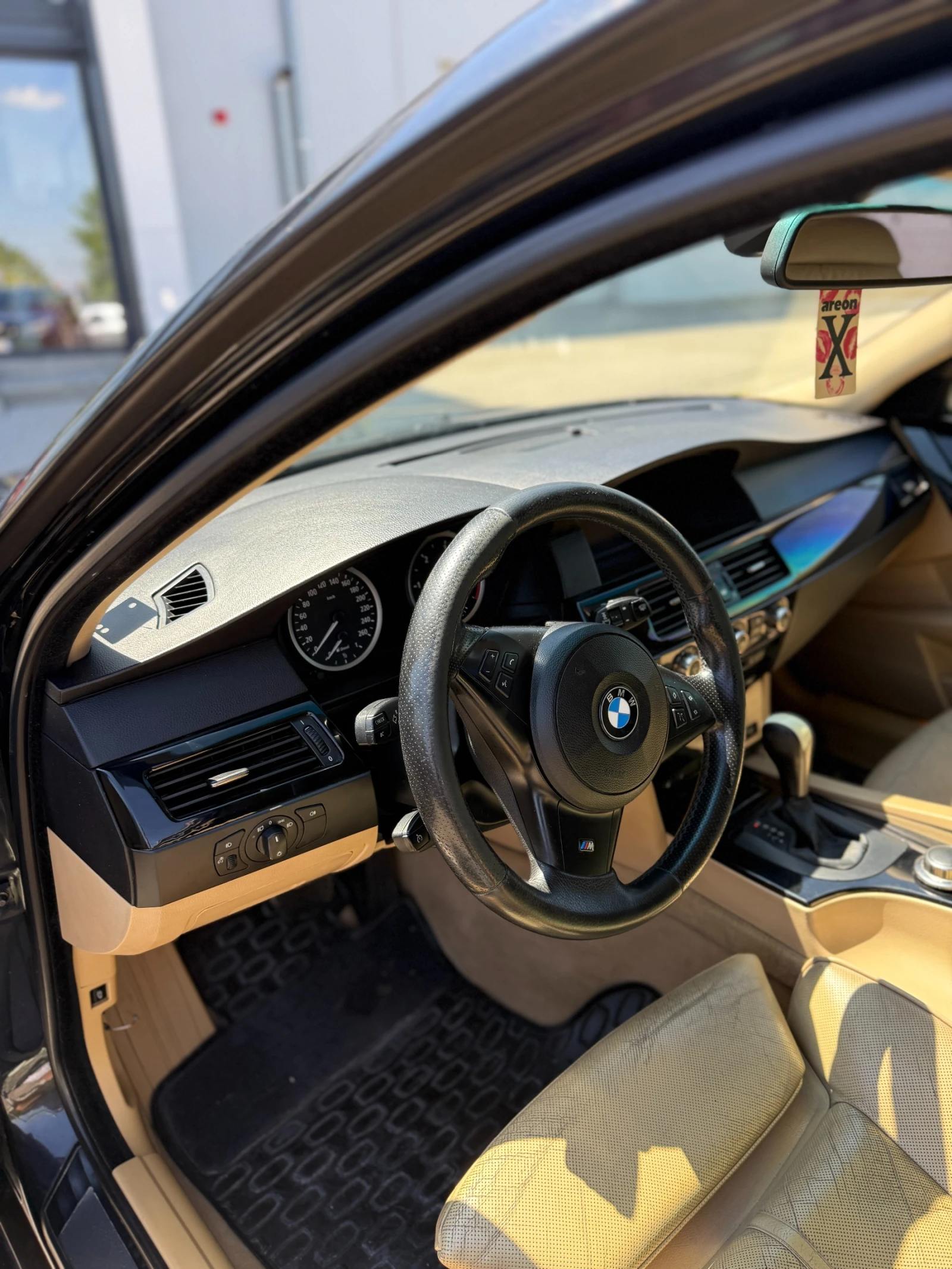 BMW 530 xd, снимка 11 - Автомобили и джипове - 55244843