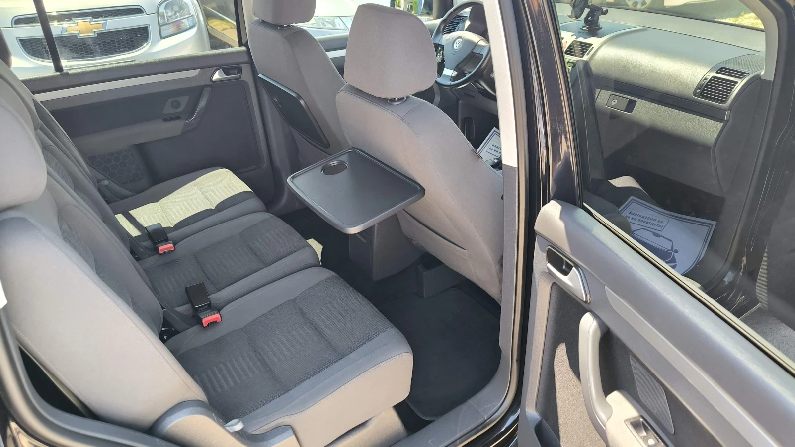 VW Touran 2.0TDI , снимка 10 - Автомобили и джипове - 55299690
