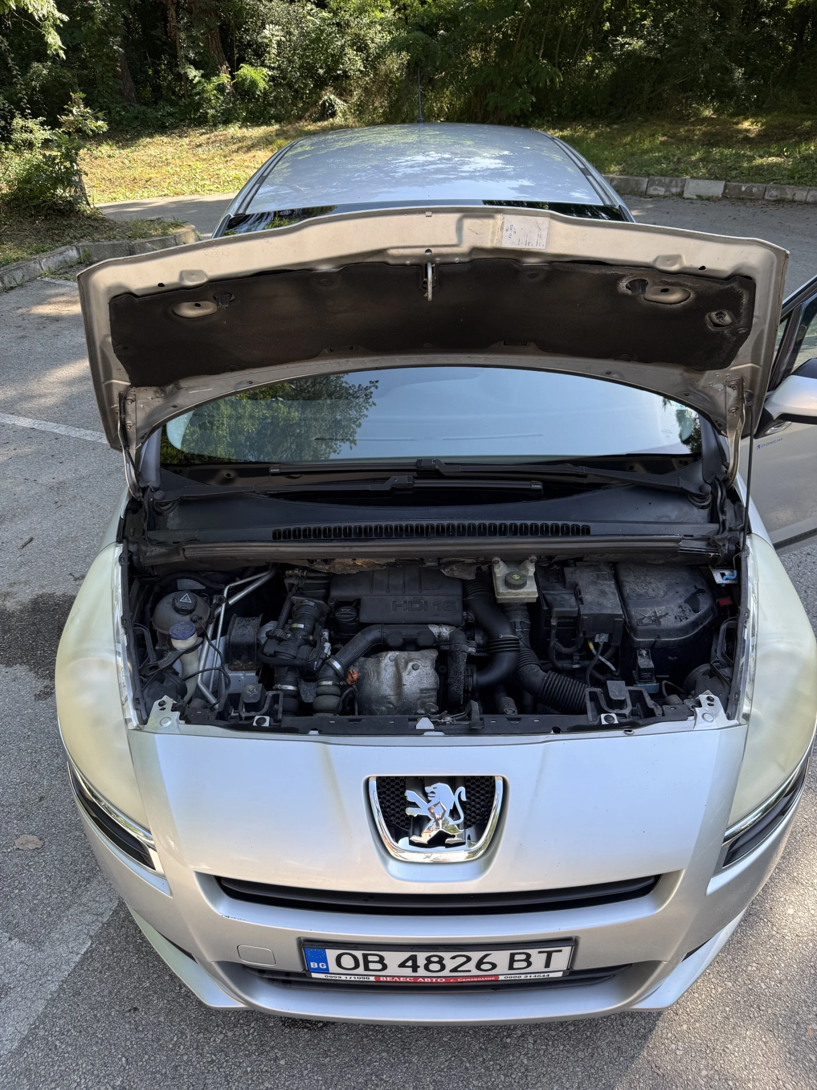 Peugeot 5008 1.6HDI, снимка 13 - Автомобили и джипове - 55302679