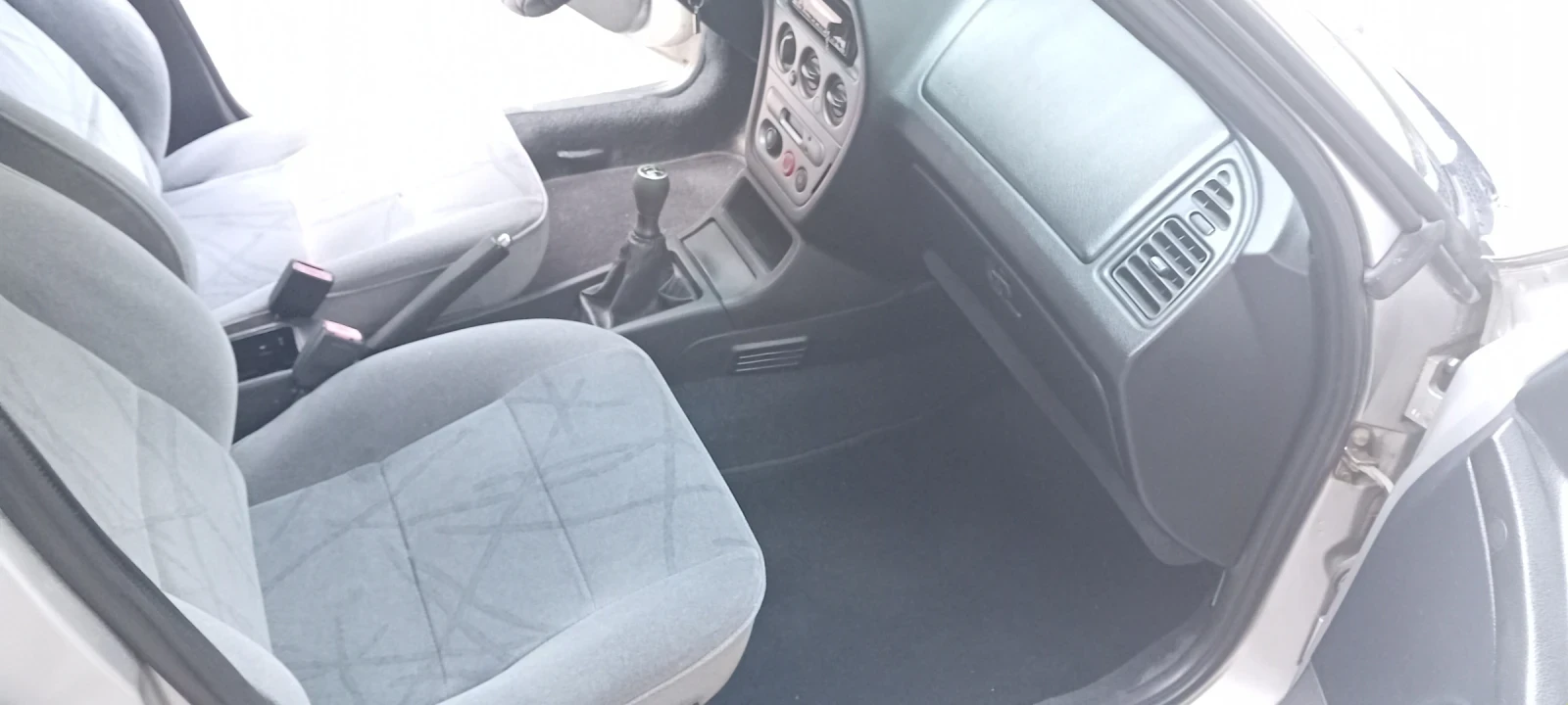Peugeot 306 2.0 hdi, снимка 13 - Автомобили и джипове - 55619496
