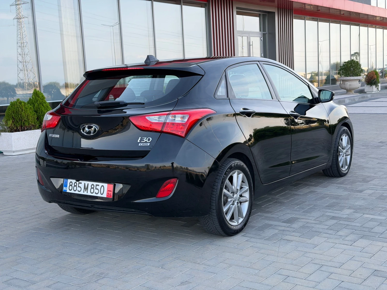 Hyundai I30 1.6CRDI, снимка 5 - Автомобили и джипове - 56151907
