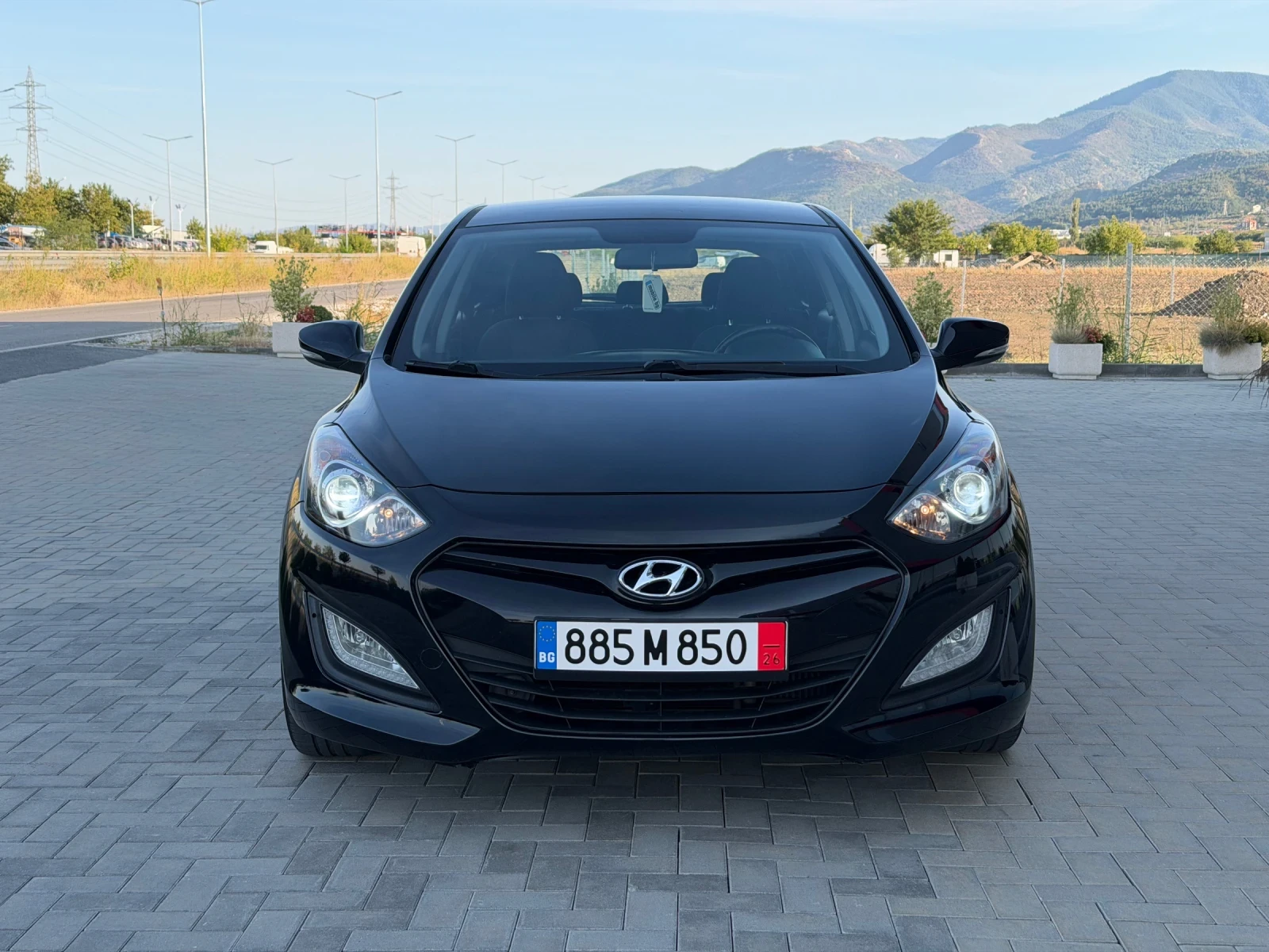 Hyundai I30 1.6CRDI, снимка 2 - Автомобили и джипове - 56151907