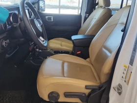 Jeep Wrangler *  *    * CARFAX *  | Mobile.bg    12