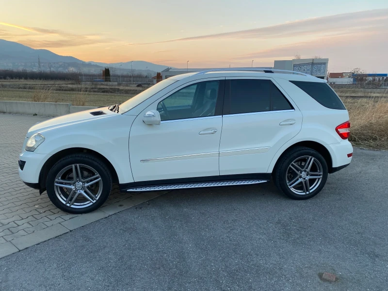 Mercedes-Benz ML 350, снимка 2 - Автомобили и джипове - 48491375