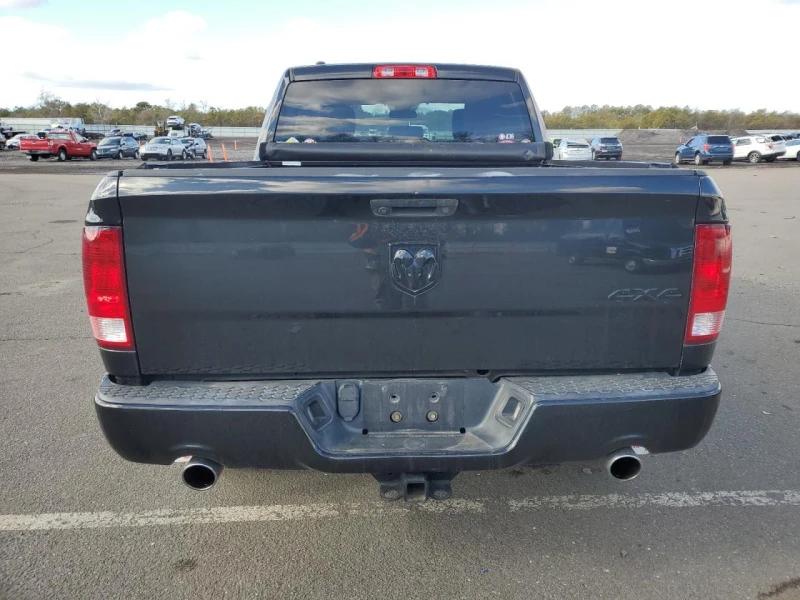 Dodge RAM 1500 ST, снимка 6 - Автомобили и джипове - 49033945