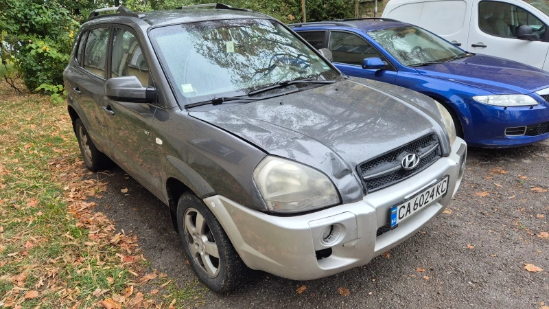 Hyundai Tucson, снимка 3 - Автомобили и джипове - 52384869