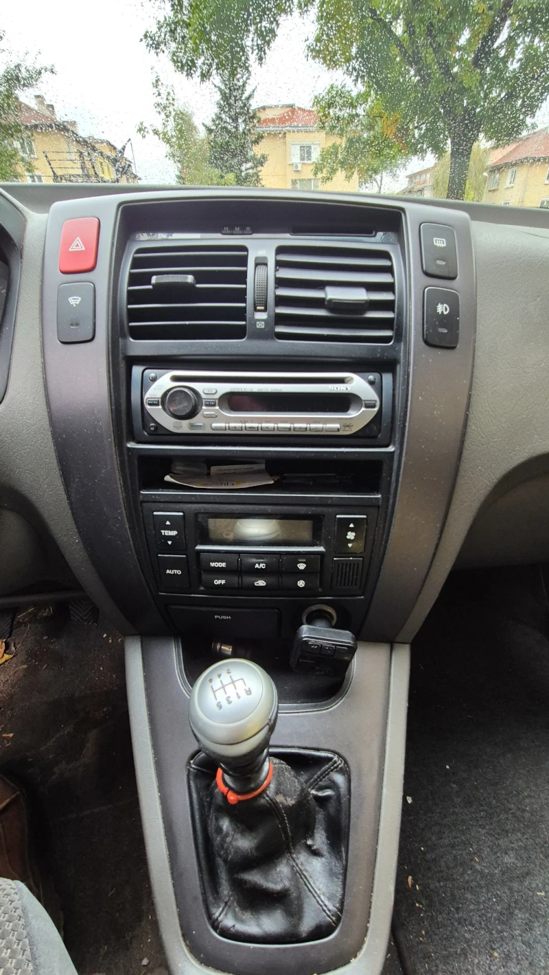 Hyundai Tucson, снимка 14 - Автомобили и джипове - 52384869