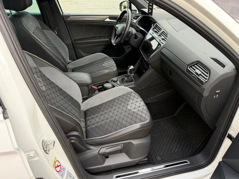 VW Tiguan N1, снимка 14 - Автомобили и джипове - 52168470