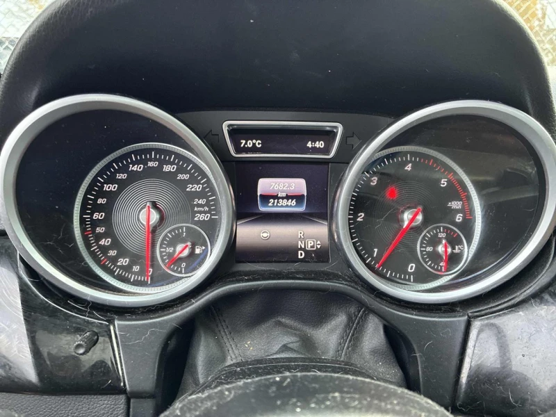 Mercedes-Benz GLE 350 AMG packet* Пано* Подгрев* 360* H&K, снимка 7 - Автомобили и джипове - 52364070