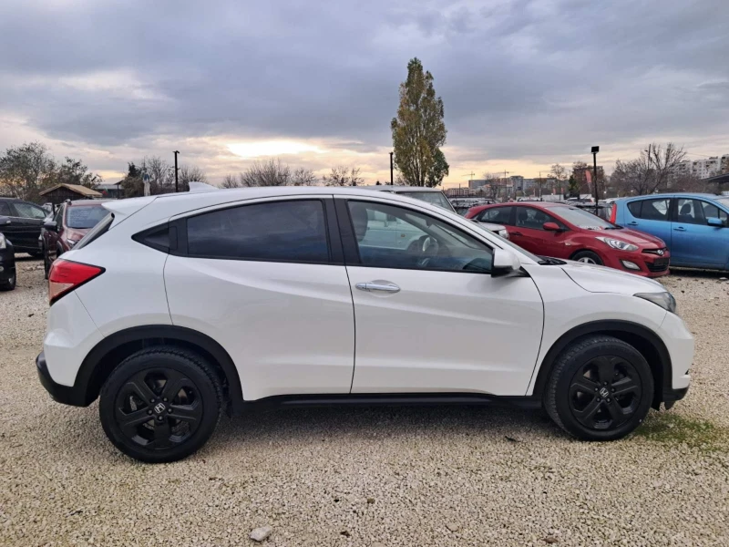 Honda Hr-v 1.6 НАВИГАЦИЯ, ПОДГРРЕВ, ВНОС ОТ ИТАЛИЯ, снимка 7 - Автомобили и джипове - 52375163