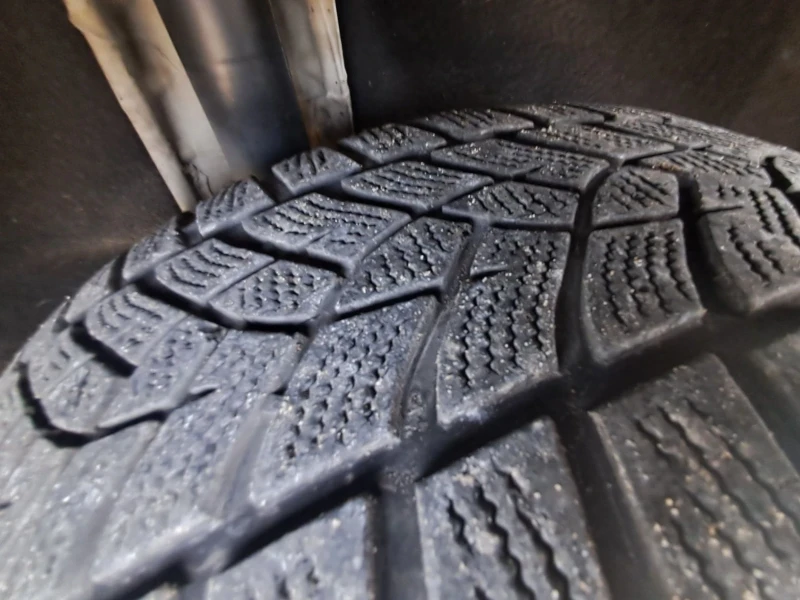 Honda Hr-v 1.6 НАВИГАЦИЯ, ПОДГРРЕВ, ВНОС ОТ ИТАЛИЯ, снимка 15 - Автомобили и джипове - 52375163