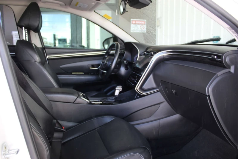 Hyundai Tucson Urban Edition AWD 1-Owner, снимка 5 - Автомобили и джипове - 53340929