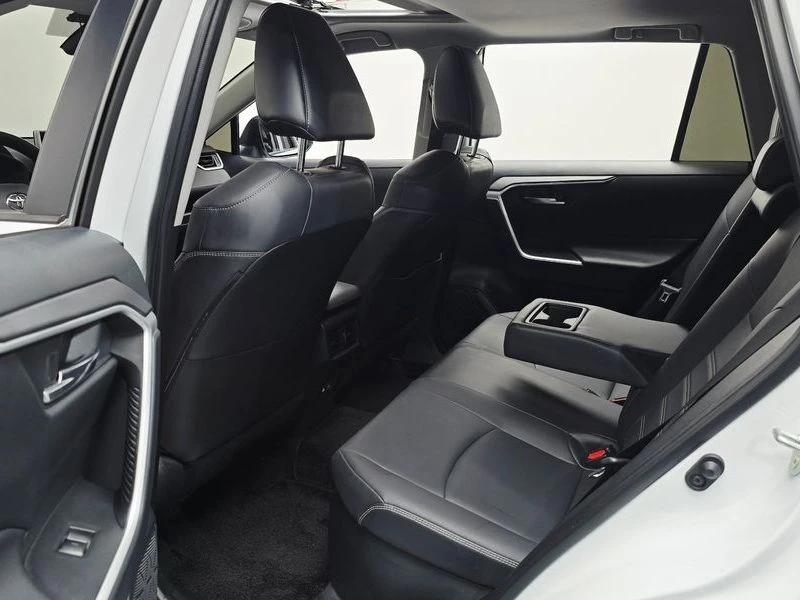 Toyota Rav4 2.5 183 hp Automatic, снимка 12 - Автомобили и джипове - 55839261