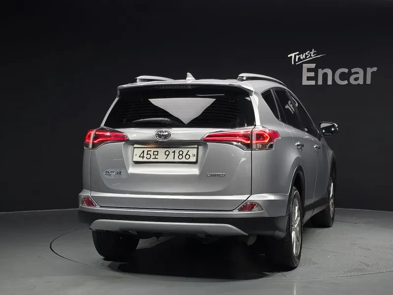 Toyota Rav4 2.5 2Wd 4Th Generation, снимка 4 - Автомобили и джипове - 56354503