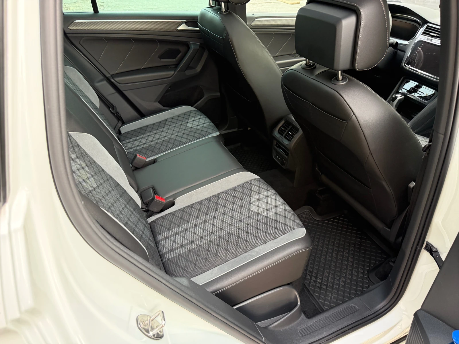 VW Tiguan N1 | Mobile.bg   12