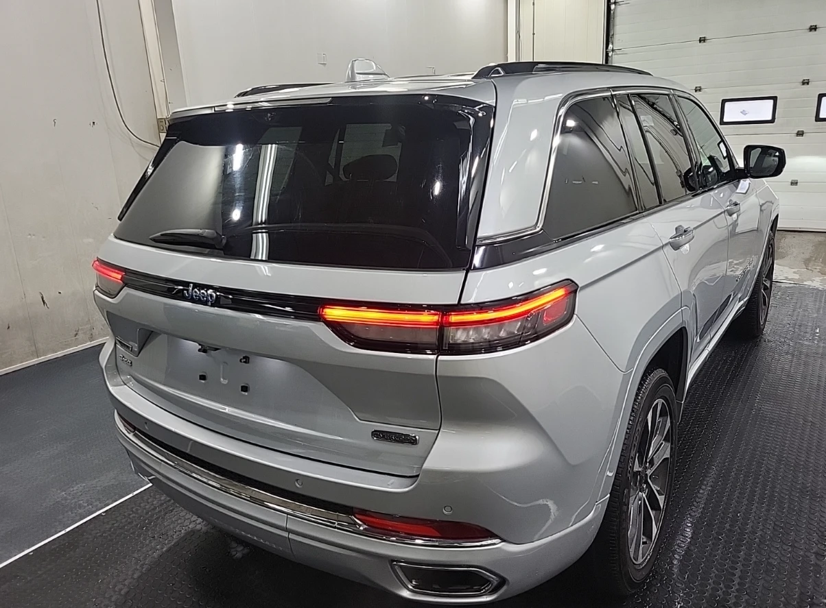 Jeep Grand cherokee 2022 Jeep Grand Cherokee OVERLAND - изображение 4