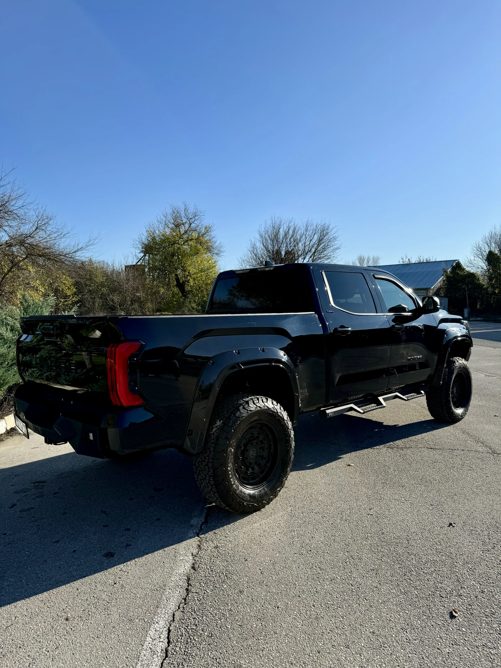 Toyota Tundra SR5 CrewMax - изображение 4