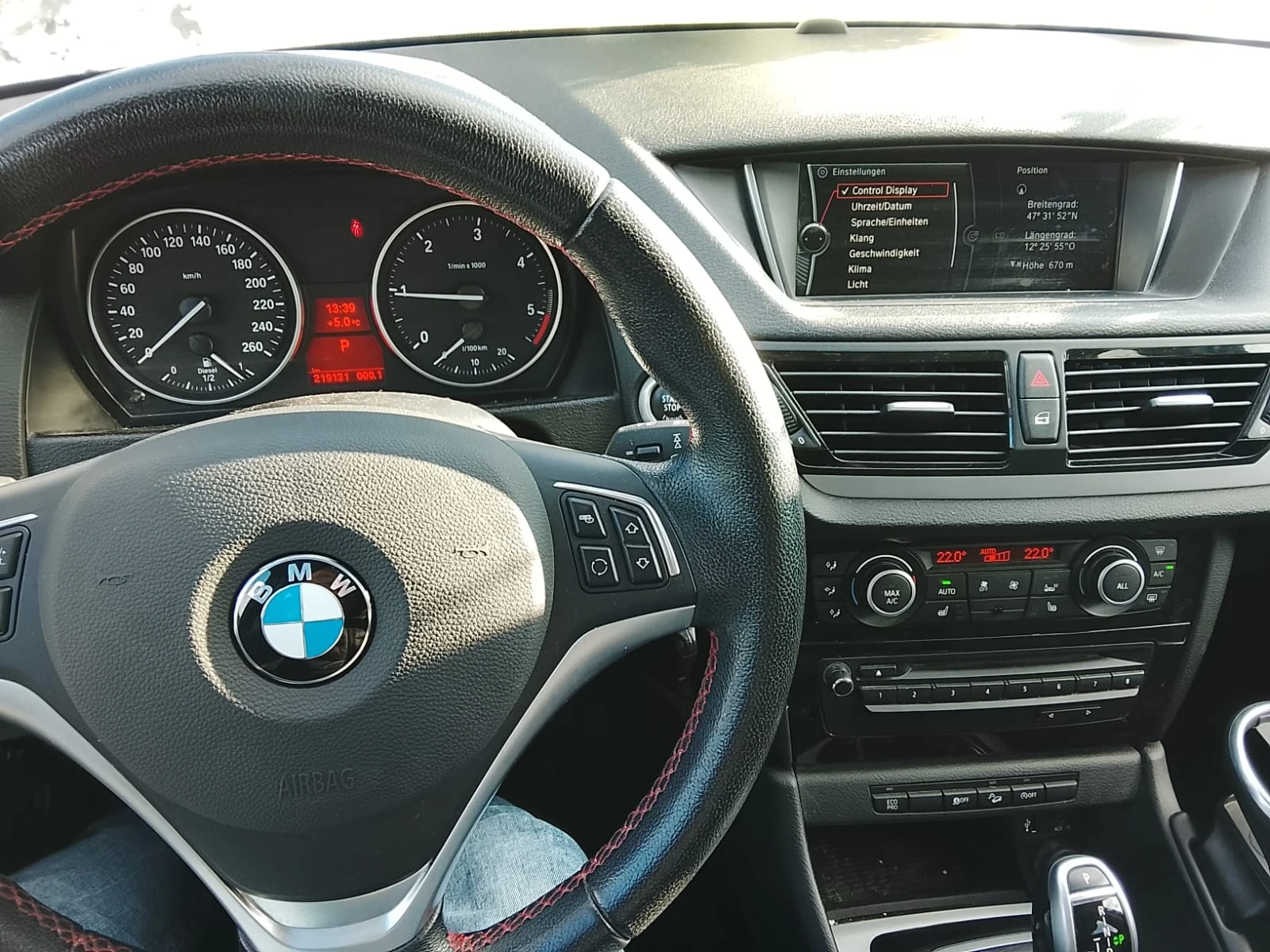 BMW X1 X-drive - изображение 6