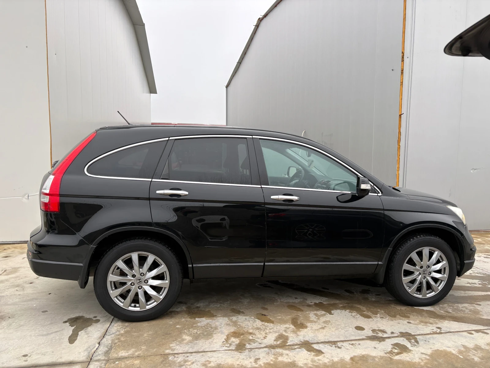 Honda Cr-v 2.2 i-DTEC* 150кс* 4x4* Камера* Алкантара* Подгрев - изображение 8