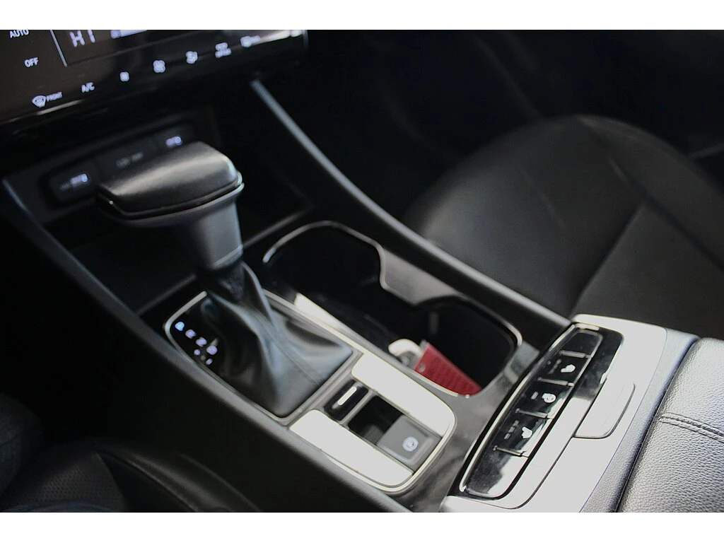 Hyundai Tucson Urban Edition AWD 1-Owner | Mobile.bg � ����������� 12