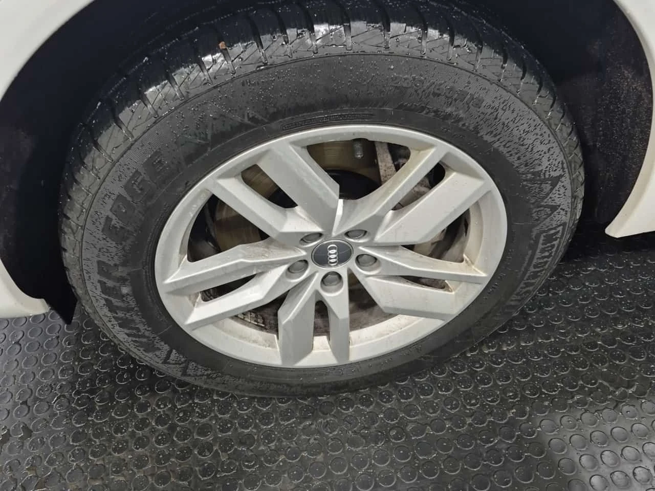 Audi Q5 * KOMFORT * CARFAX * БЕЗ ПЪРВОНАЧАЛНА ВНОСКА - изображение 6