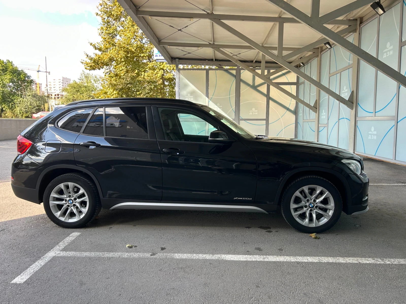 BMW X1, снимка 6 - Автомобили и джипове - 56254345